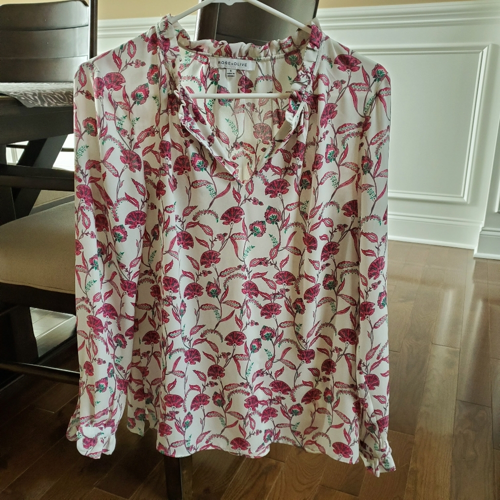 Rose + Olive Small Patterned Blouse